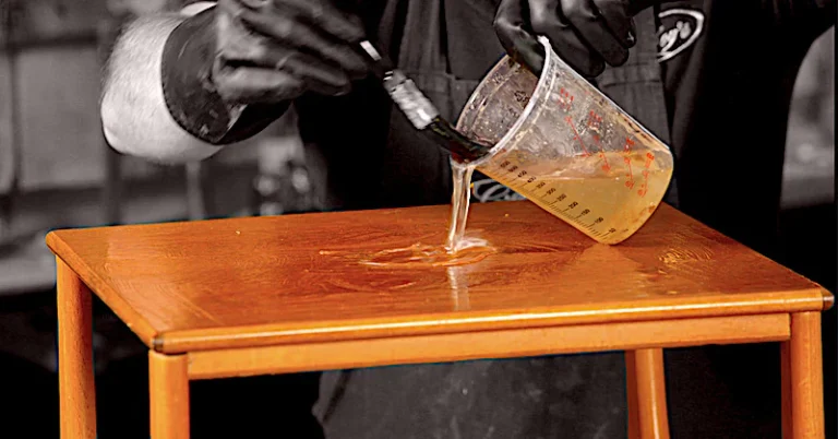 2 pouring Stripper